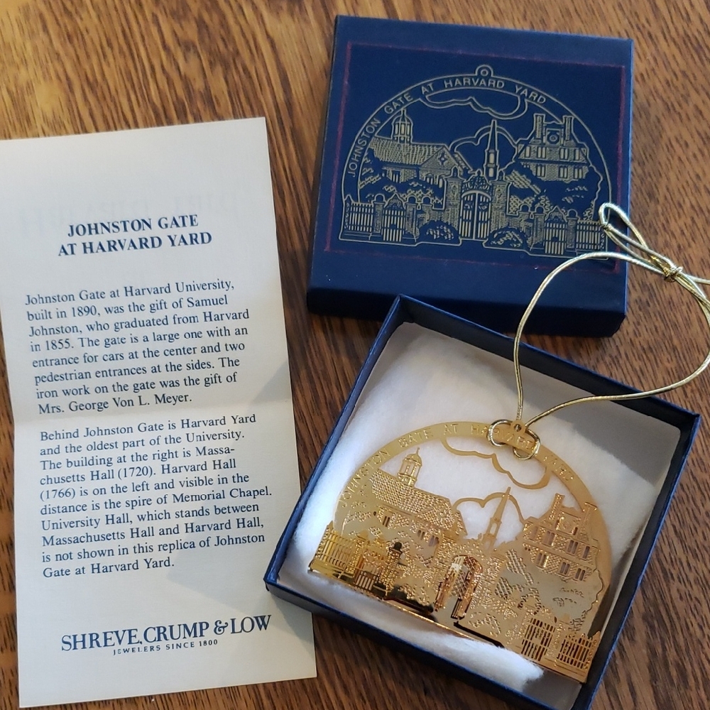 Vtg-Shreve, Crump & Low Jewelers 3D Gold Ornament Johnston Gate At Harvard Yard